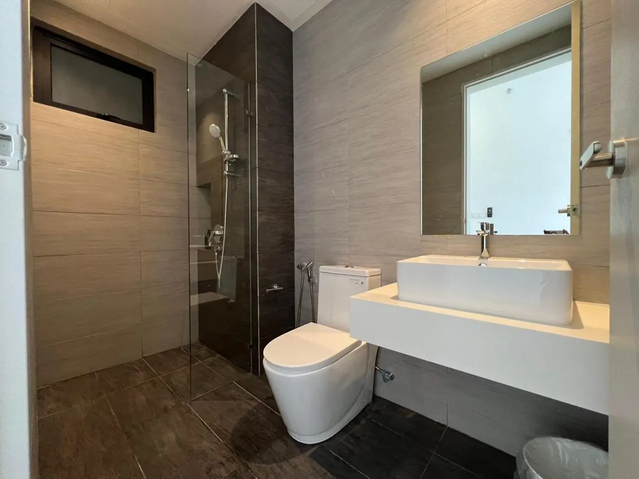 Apartment 3R2B Chan Sow Lin Trion 2 - 8 Pax Kuala Lumpur Malaysia
