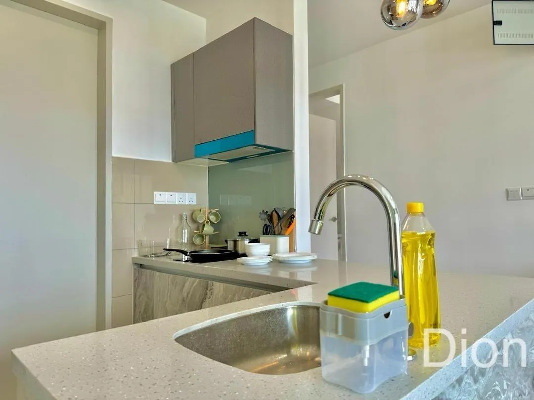 Apartment 3R2B Chan Sow Lin Trion 2 - 8 Pax Kuala Lumpur Malaysia