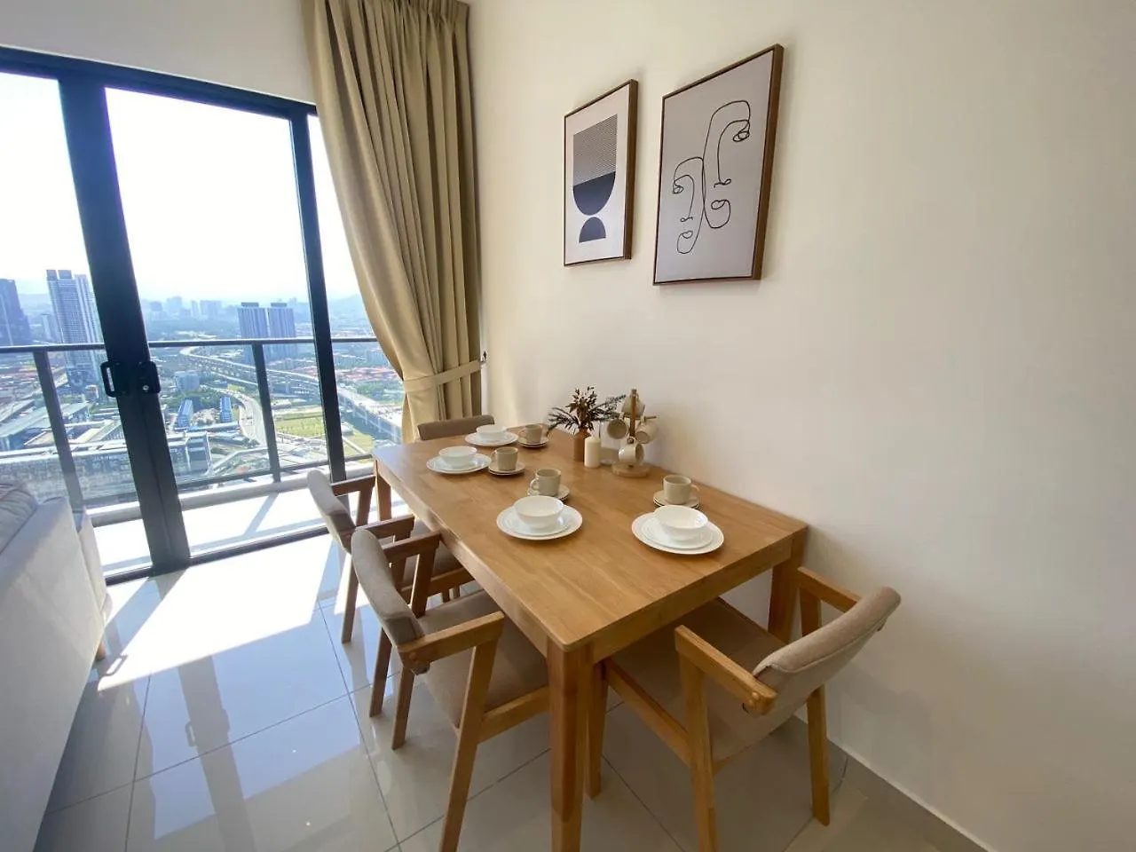 Apartment 3R2B Chan Sow Lin Trion 2 - 8 Pax Kuala Lumpur