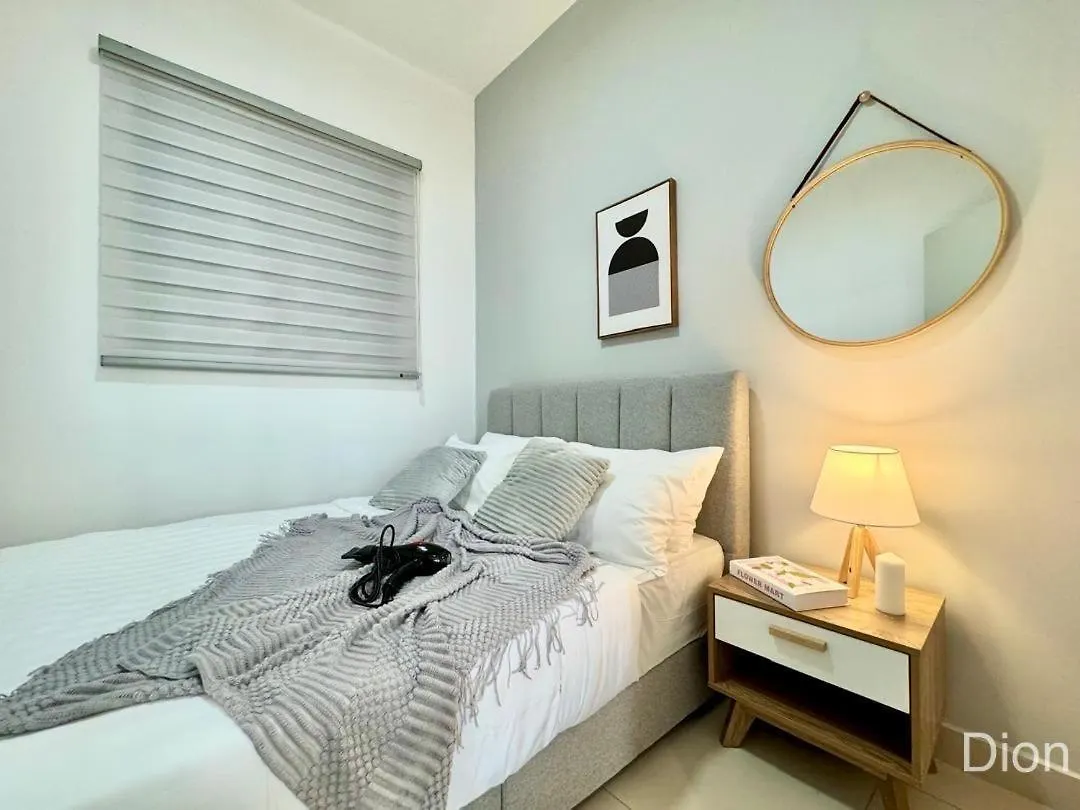 3R2B Chan Sow Lin Trion 2 - 8 Pax Kuala Lumpur Apartment