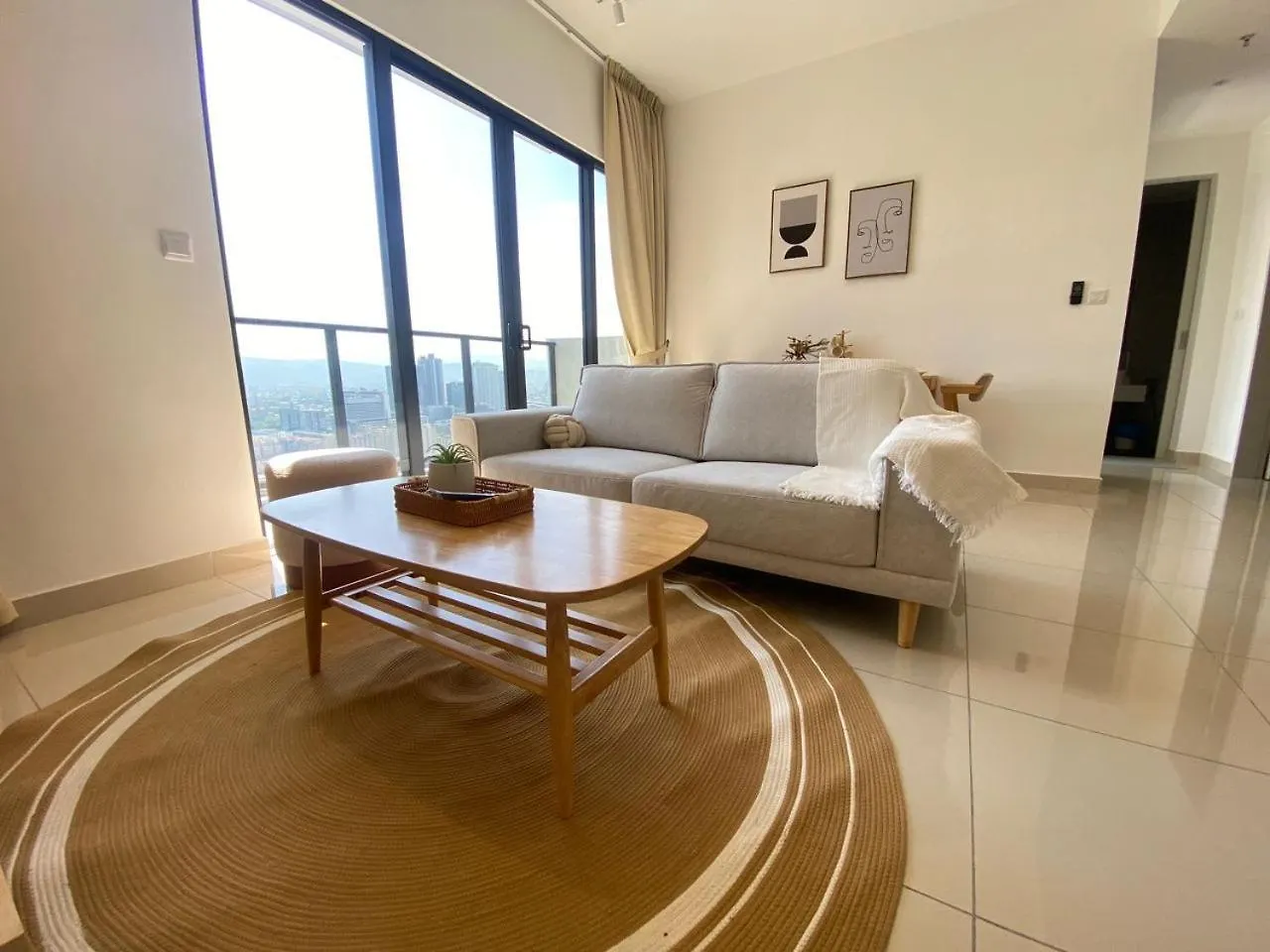 3R2B Chan Sow Lin Trion 2 - 8 Pax Kuala Lumpur Apartment